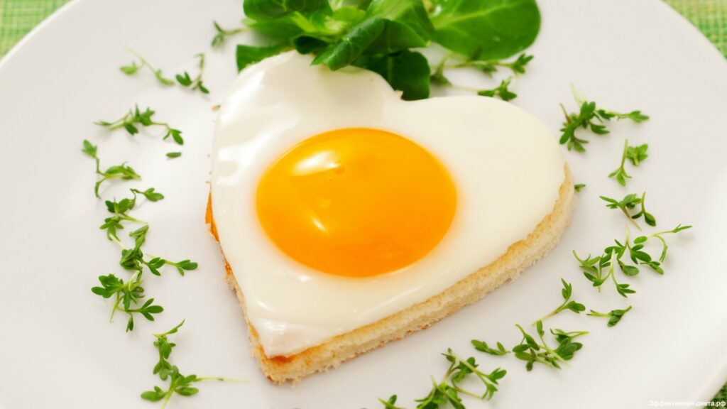 Дієтологи розповіли про користь яєчної дієти для схуднення 