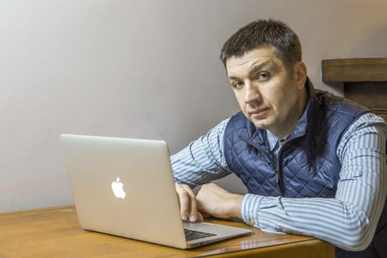 Журналист “1+1“ отказался идти на выборы от “Слуги народа“ из-за “ватного окружения“ Зеленского - today.ua