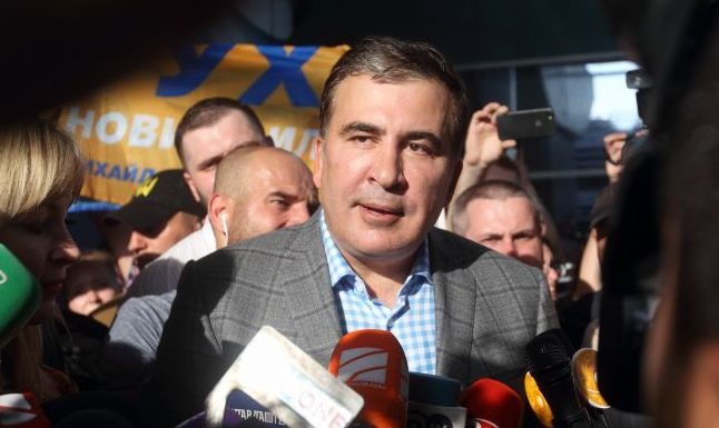 Саакашвили идет на выборы в Раду без союзников