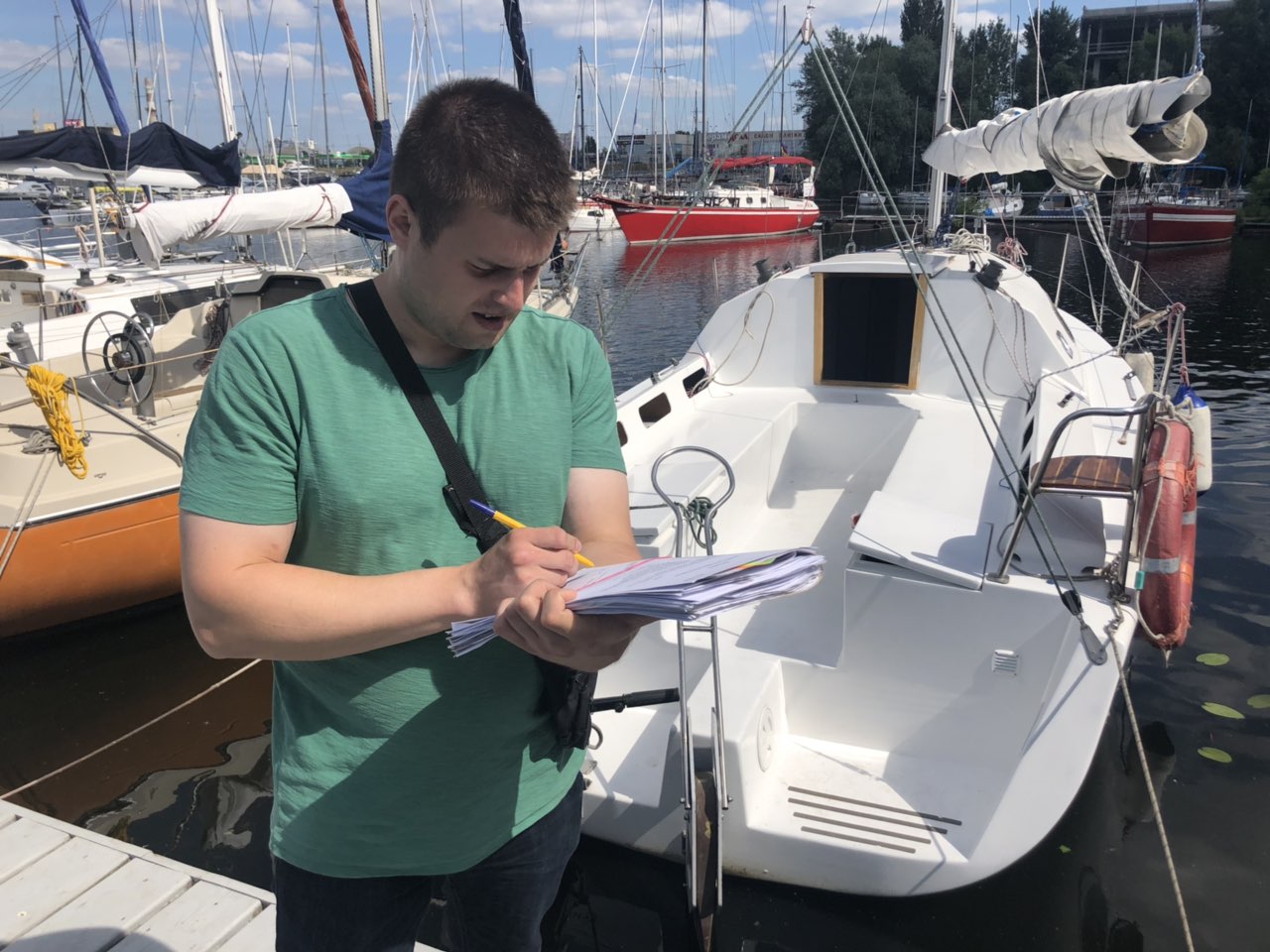 У киянина конфіскували яхту за несплату аліментів дитині