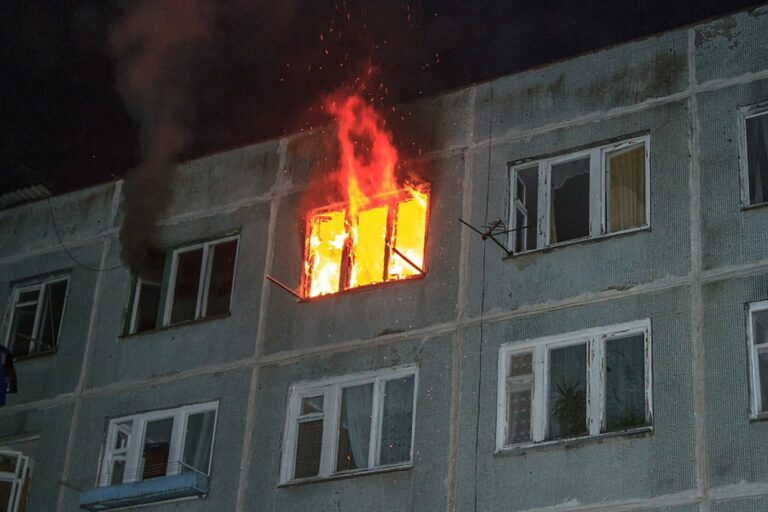 В Донецке прогремел мощный взрыв: опубликованы фото - today.ua
