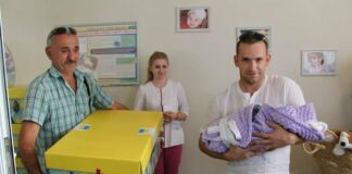 Роженицам начали выдавать обновленный “пакет малыша“   - today.ua
