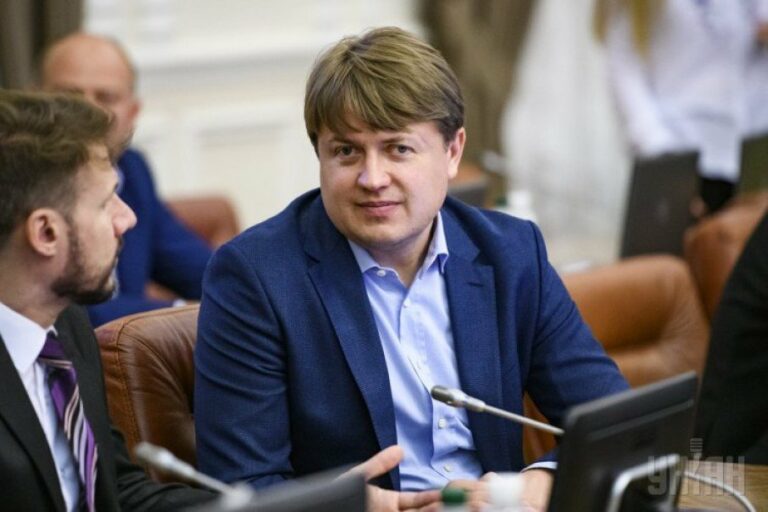 Команда Зеленского предлагает снизить тарифы для Коломойского - today.ua