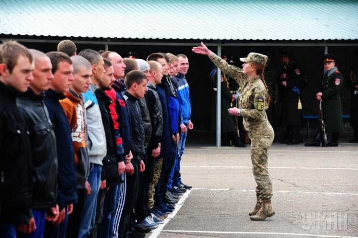На Закарпатье отсрочили призыв в армию: что произошло  - today.ua