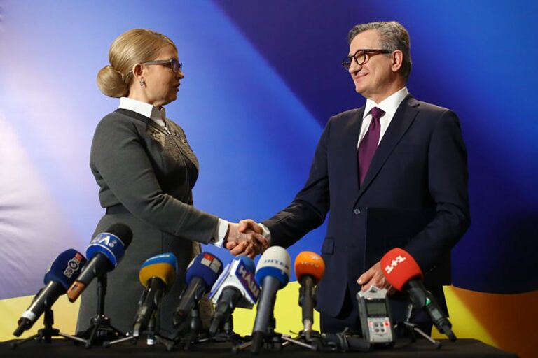 Тимошенко идет на парламентские выборы с партией Таруты  - today.ua
