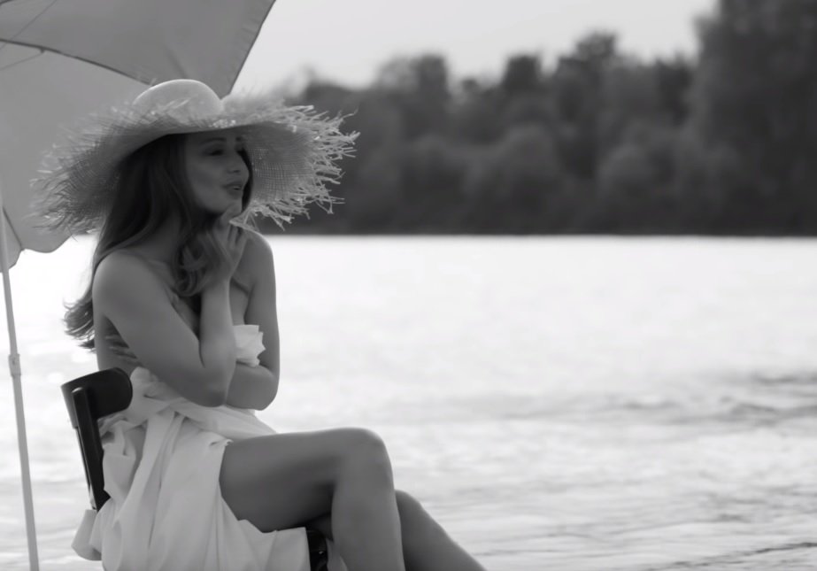 Тина Кароль презентовала новый клип Cosmic Love