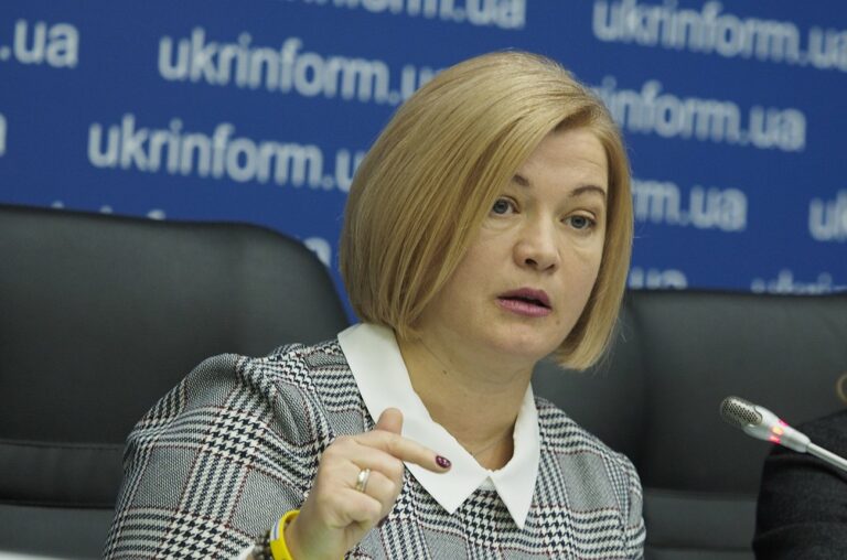 У Порошенко назвали Гройсмана предателем из-за скандального заявления  - today.ua