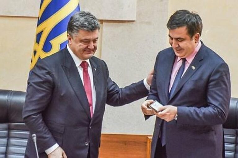 “Почему его не сажают?“: Саакашвили резко высказался о Порошенко - today.ua