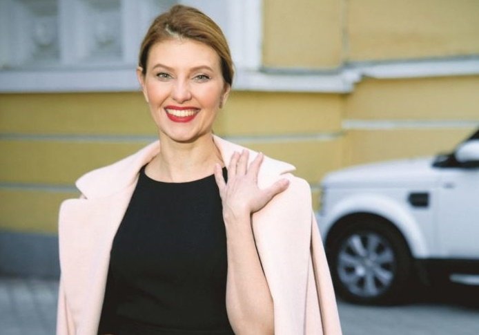 Олена Зеленська не купує дорогі прикраси і одяг, а “орендує“ - today.ua