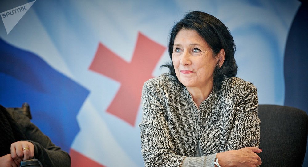 Президент Грузії звернулась до керівництва РФ у зв'язку з матірними висловлюваннями Габунії на адресу Путіна