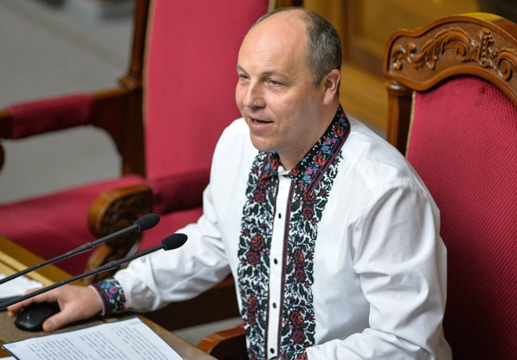 "Флаги в руки!": Парубий призывает участвовать в параде ко Дню Независимости