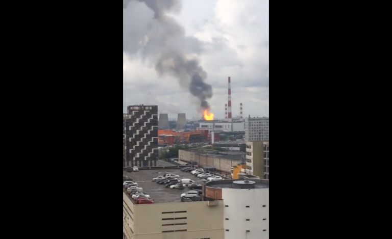 Під Москвою палає електростанція: опубліковано шокуючі відео - today.ua