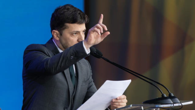 “Ви вважаєте, що я ідіот?“: Зеленський зажадав від глави ДФС написати заяву про звільнення  - today.ua