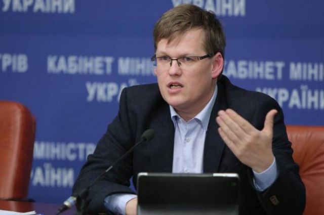 “Ними жонглюють“: Розенко розкритикував кадрові призначення Зеленського - today.ua