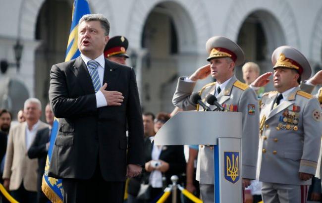 “Не ті пріоритети“: Порошенко прокоментував скасування Зеленським військового параду  - today.ua