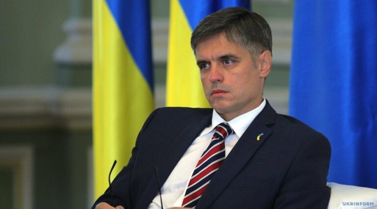 У Зеленского назвали единственную кандидатуру на пост главы МИД - today.ua