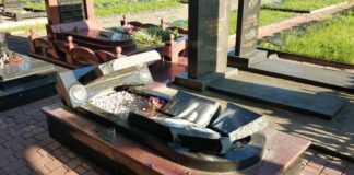 В Житомирской области вандалы разрушили надгробия воинам АТО: опубликованы фото - today.ua