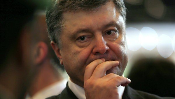 “Научитесь манерам и прилично оденьтесь“: за что Евросоюз пристыдил Порошенко  - today.ua