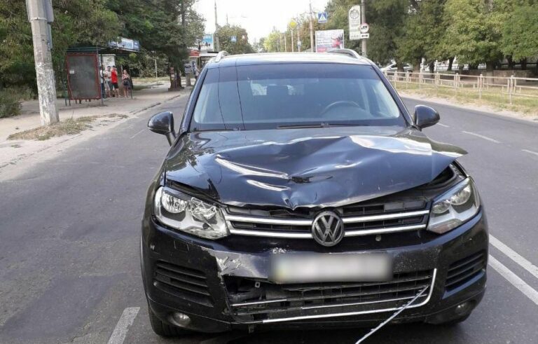 Жена херсонского бизнесмена сбила на остановке двух детей: подробности скандальной ДТП  - today.ua