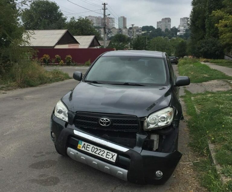 Чиновник Нацполиции на Toyota совершил тройное ДТП и сбежал: все подробности  - today.ua