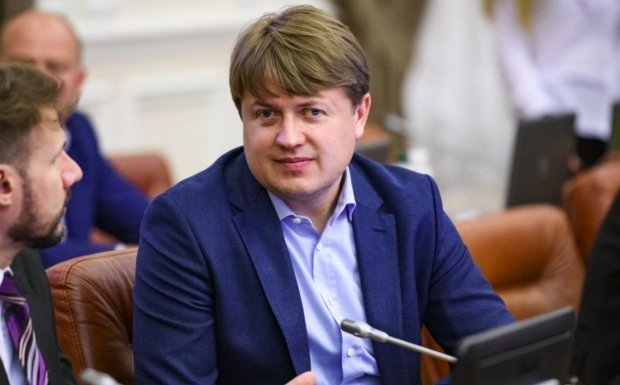 У Зеленського назвали точну дату першого засідання Верховної Ради дев'ятого скликання - today.ua