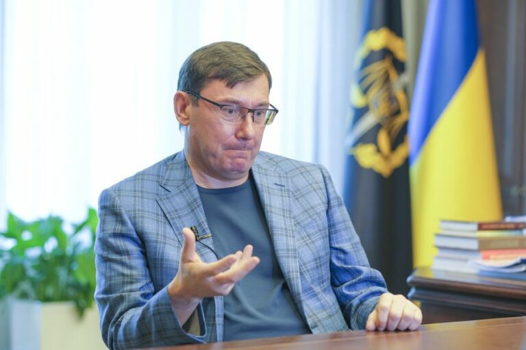 Луценко замітає сліди, знищуючи розслідування справи Майдану - today.ua