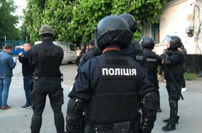 В курортній Кирилівці влаштували нову стрілянину: є постраждалі - today.ua