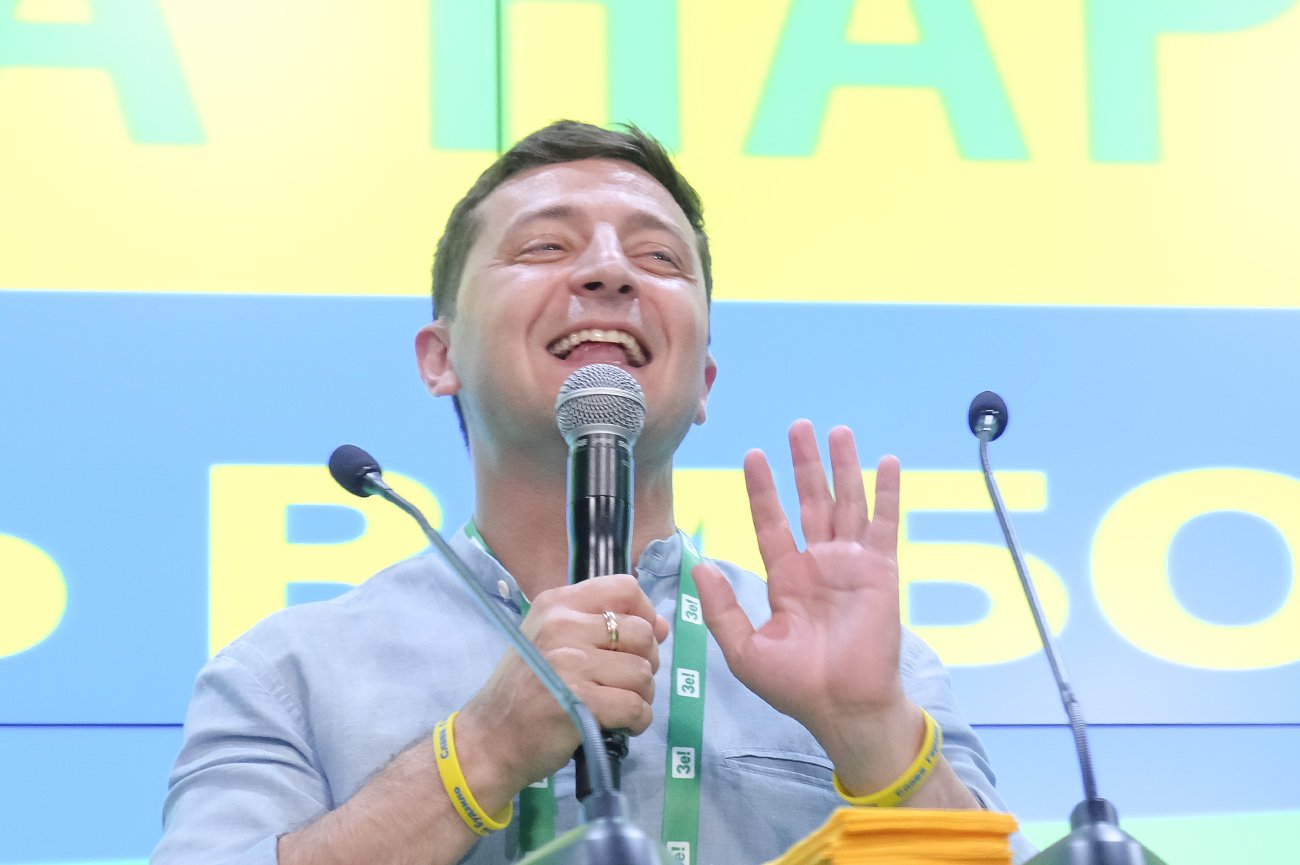 "Хотів пожартувати з приводу самоката...": Зеленський підколов Гончарука на зустрічі з міністрами