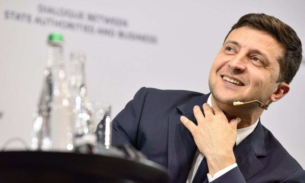 "Больше чем у Путина": сколько украинцев доверяют Зеленскому