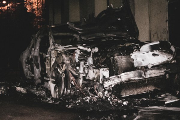 У Києві підпалили автомобіль сина Гонтаревої: з'явилося фото - today.ua