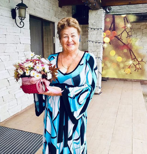Ирина Билык показала редкое фото с мамой