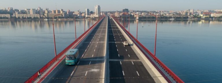 Ремонт скандального мосту в Дніпрі: підлеглих Філатова оголосили в розшук через привласнення коштів  - today.ua