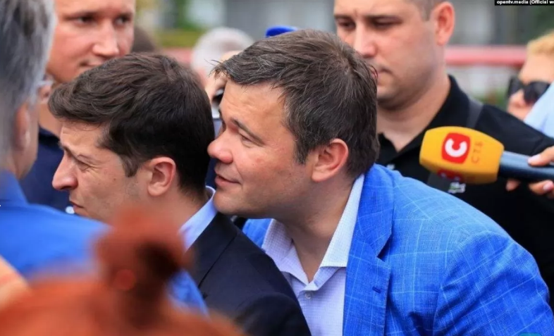 Богдан рассказал, о чем шептал на ухо Зеленскому в Днепре - today.ua