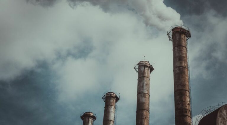 В Украине превышена норма загрязнения воздуха: названы 5 городов-“лидеров“ - today.ua