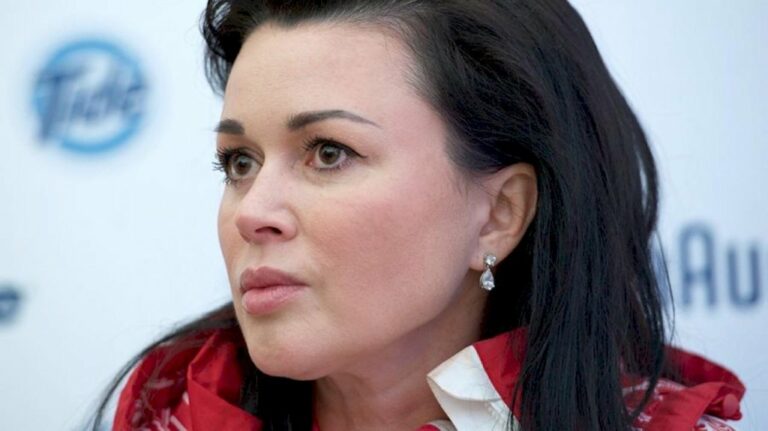 “Нічого не допоможе“: колега Заворотнюк зробила тривожну заяву про її стан  - today.ua