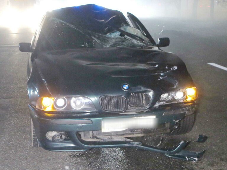 Мужчину разорвало на части: В Киеве BMW насмерть сбил пешехода - today.ua