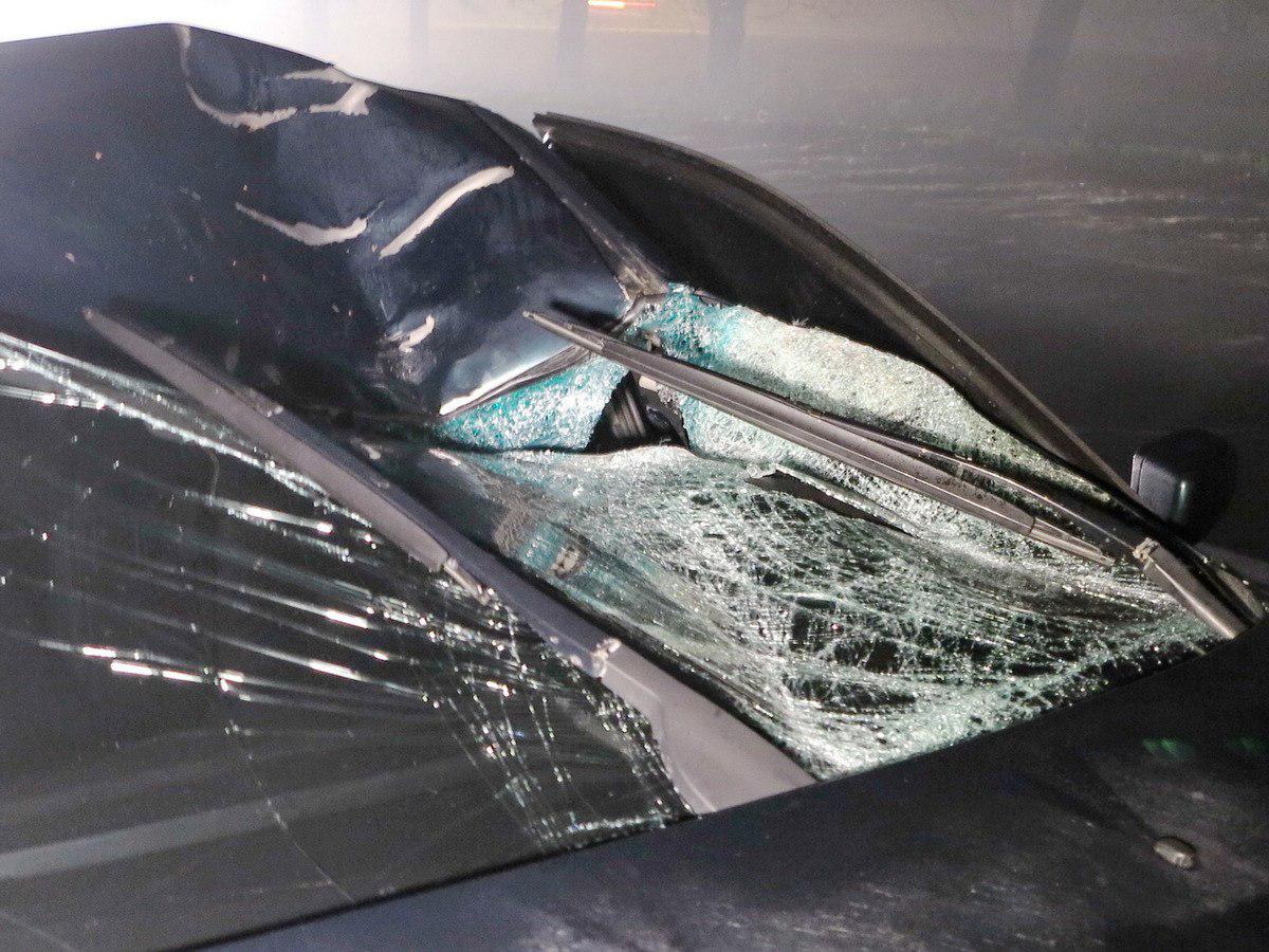 Чоловіка розірвало на частини: У Києві BMW насмерть збив пішохода