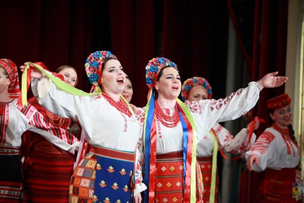 Хор імені Верьовки попросив росіян про дружбу: опубліковано відео