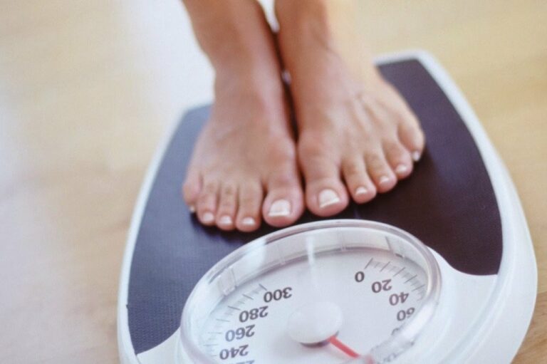 Похудение без диет: 7 полезных привычек, которые помогут легко сбросить вес - today.ua