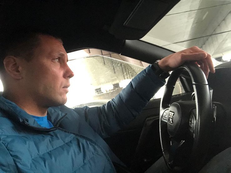 О какой очень важной кнопке в авто не знают даже самые опытные водители - today.ua