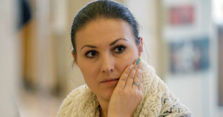 Софія Федина “відгребе по повній“ за погрози президенту Зеленському - today.ua