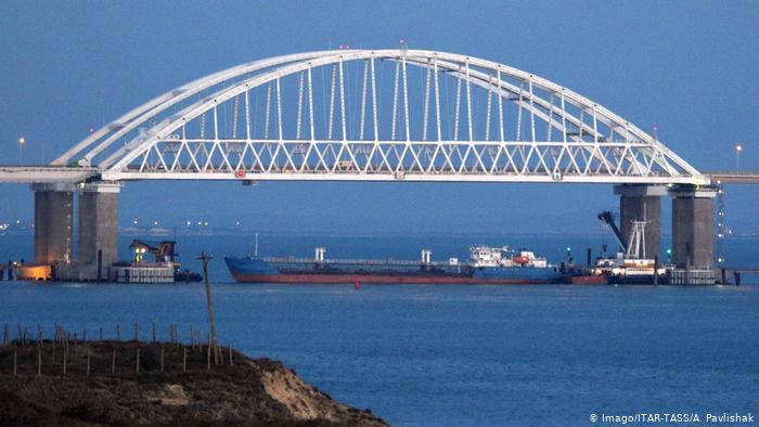 Крымский мост несет угрозу: ученый указал на серьезные проблемы - today.ua
