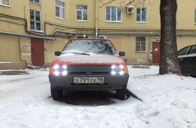 ЗАЗ Таврия со светодиодной оптикой покорила автомобилистов - today.ua