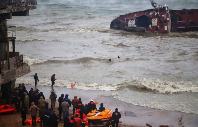В Эгейском море затонуло судно с украинцами: известны подробности - today.ua