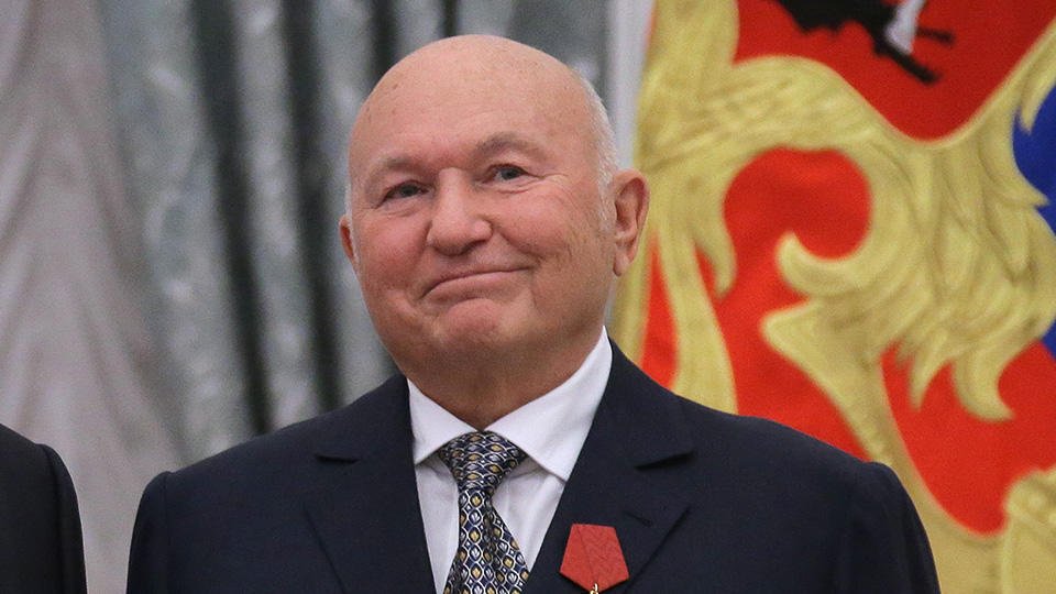 В німецькій лікарні помер колишній мер Москви, який активно підтримував анексію Криму