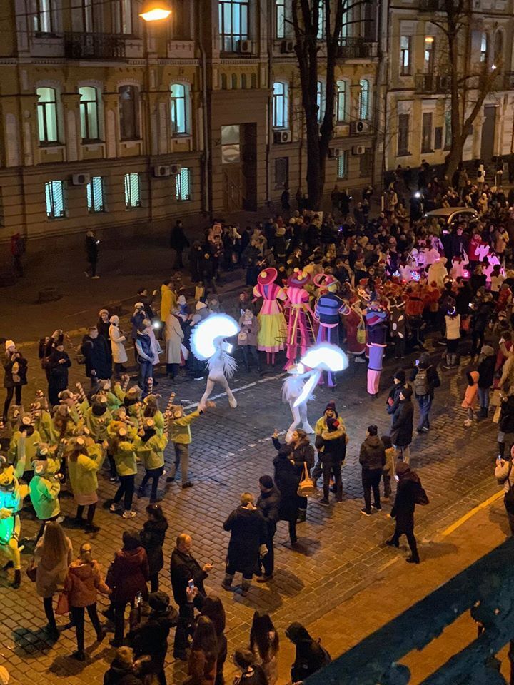 Главная ёлка Украины: красавица засияла  огнями на Софийской площади (фото, видео)
