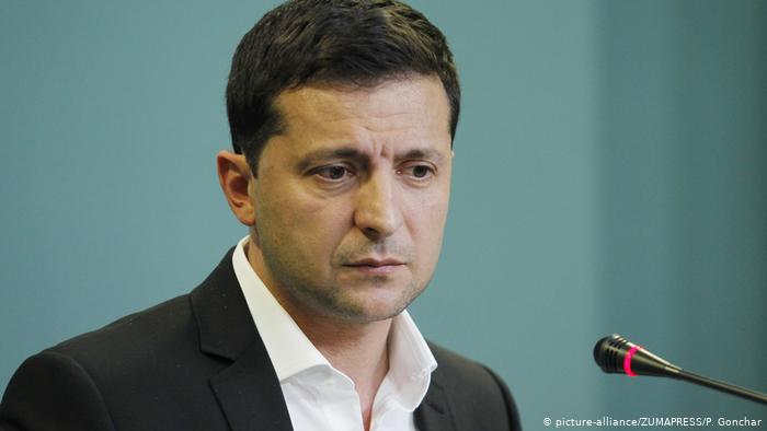 Зеленский может покинуть пост президента: эксперт назвал условие - today.ua