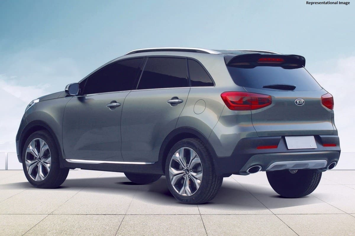 Kia розробляє новий компактний кросовер - today.ua