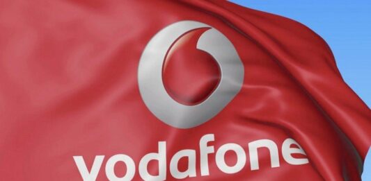 Vodafone дарит абонентам безлимит на звонки в честь новогодних праздников - today.ua