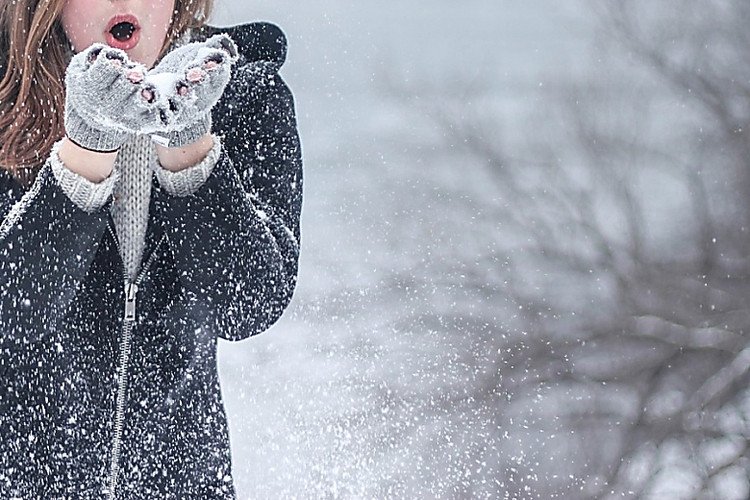 Сніг, хуртовини та урагани: синоптики розповіли, чим здивує погода напередодні Нового року - today.ua